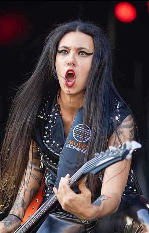 'metal girl' Search .